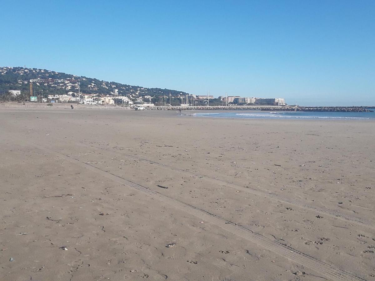Villa En Bord De Plage Sète Kültér fotó
